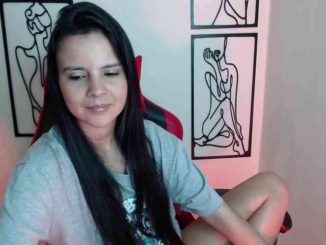 MiaRobinn