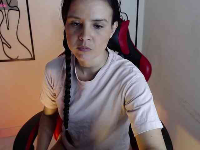 MiaRobinn