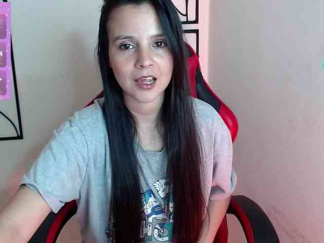 MiaRobinn