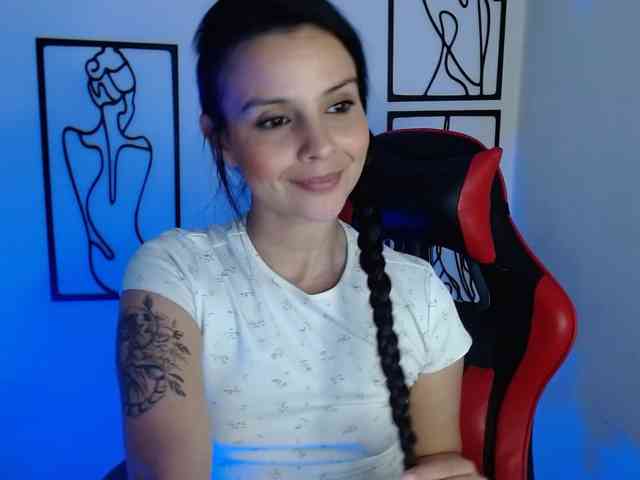 MiaRobinn MiaRobinn
