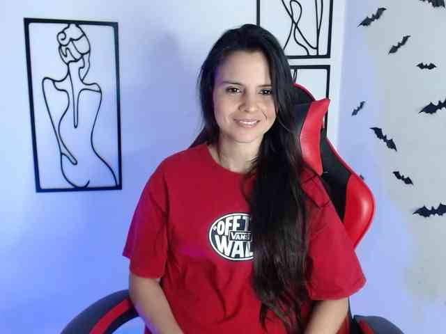 MiaRobinn