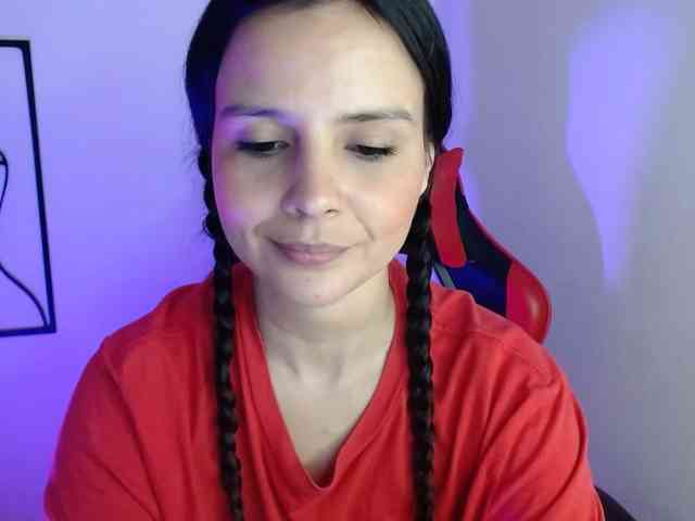 MiaRobinn webcam