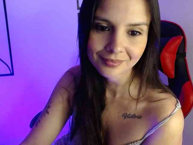 MiaRobinn
