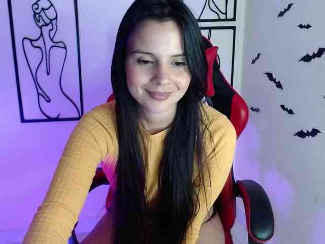 MiaRobinn