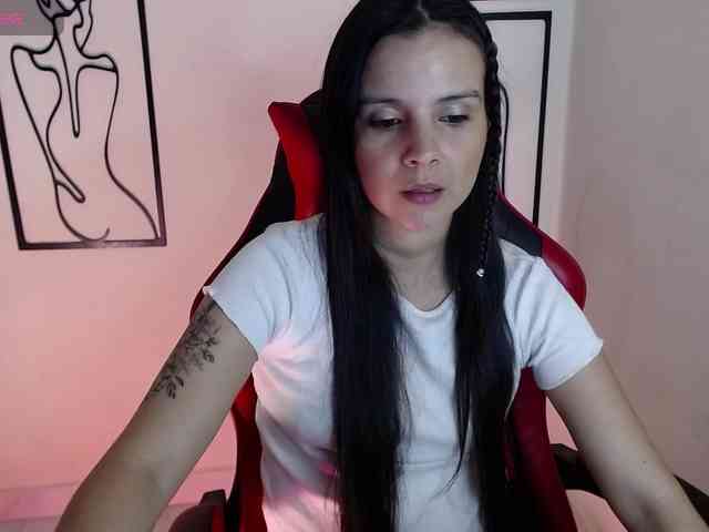 MiaRobinn MiaRobinn
