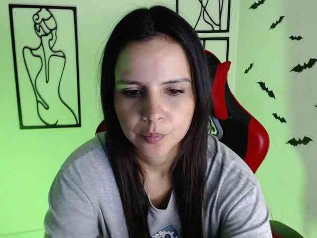MiaRobinn