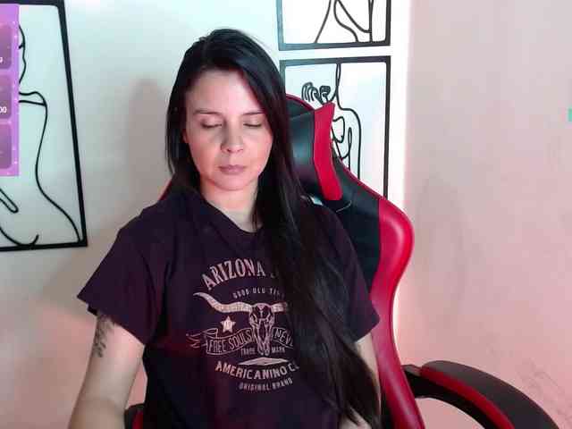 MiaRobinn MiaRobinn