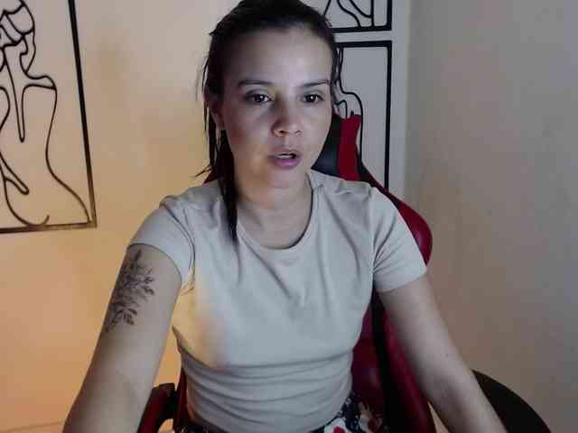 MiaRobinn