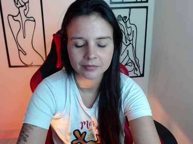 MiaRobinn MiaRobinn