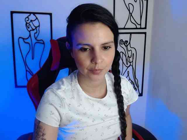 MiaRobinn