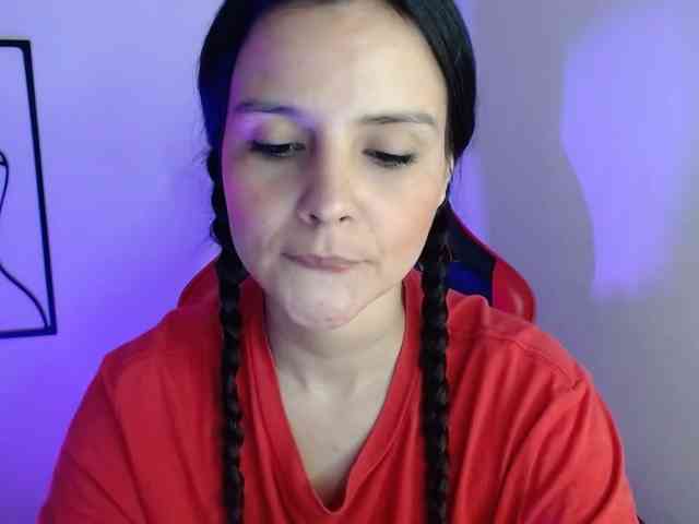 MiaRobinn webcam