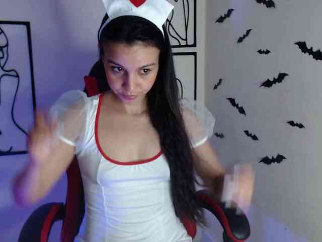 MiaRobinn