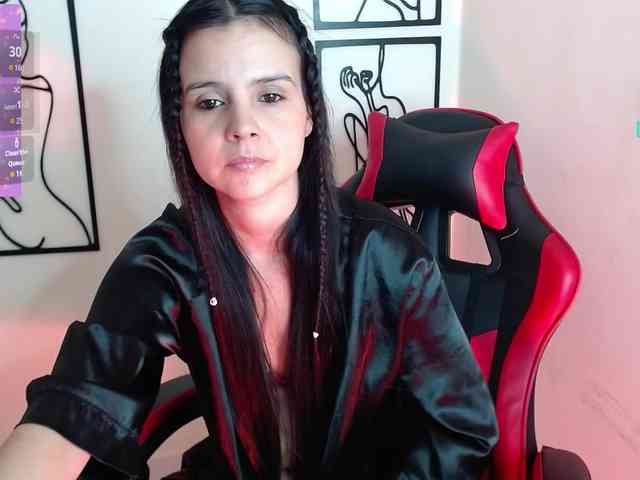 MiaRobinn MiaRobinn