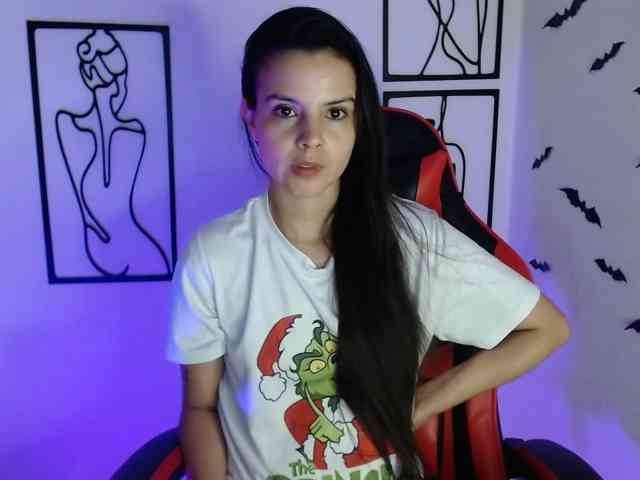 MiaRobinn