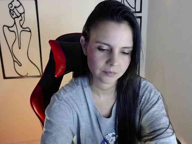 MiaRobinn MiaRobinn