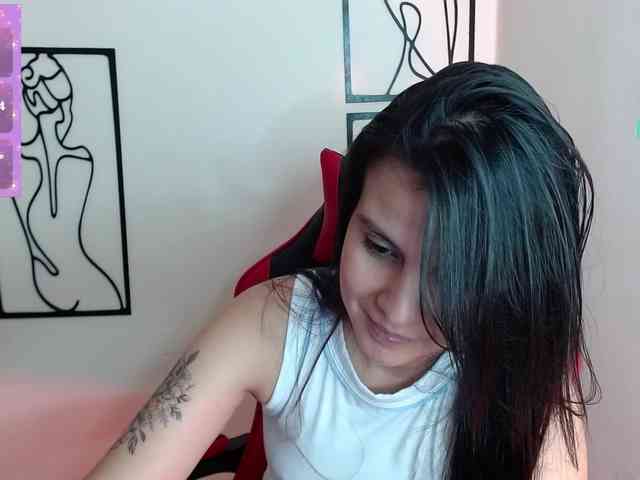 MiaRobinn