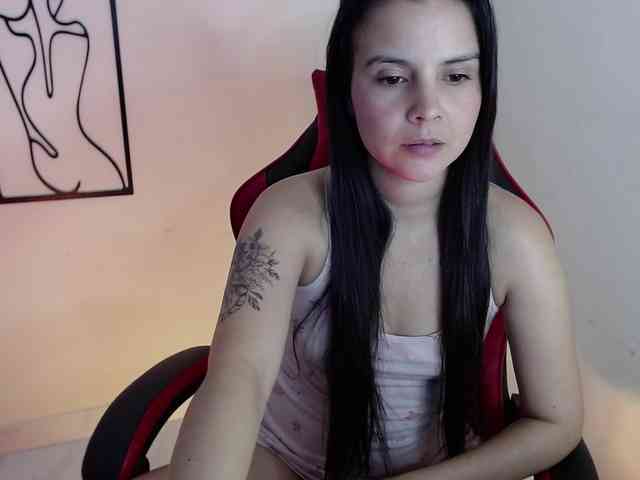 MiaRobinn