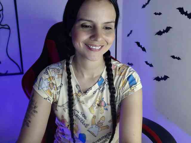 MiaRobinn