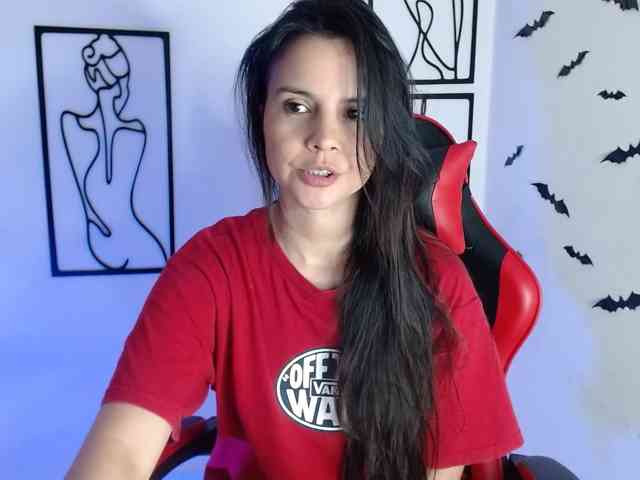 MiaRobinn