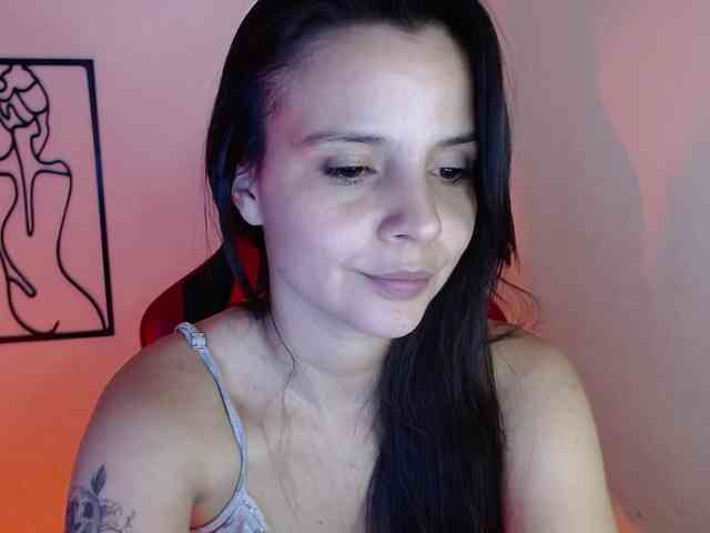 MiaRobinn