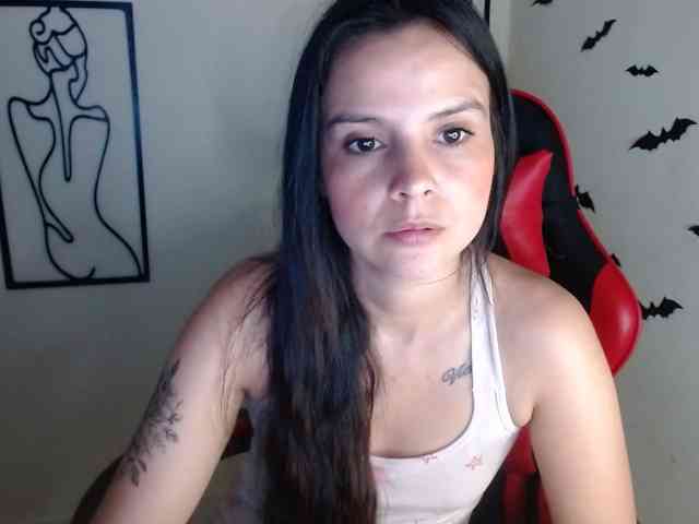 MiaRobinn
