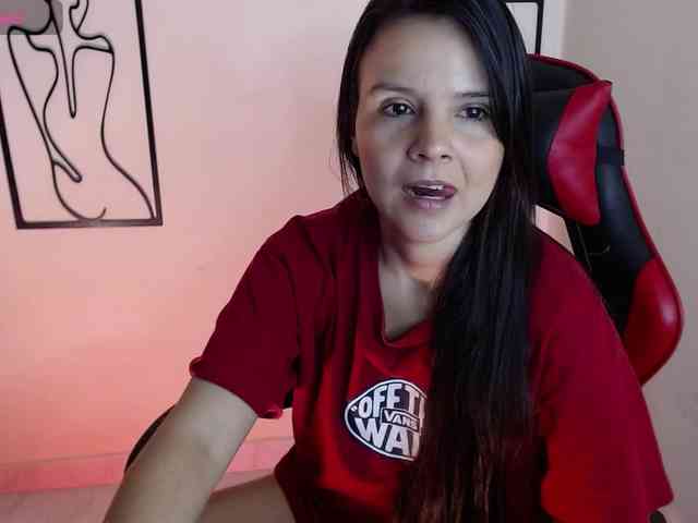 MiaRobinn MiaRobinn