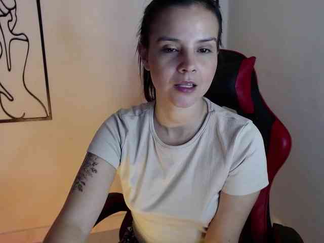 MiaRobinn