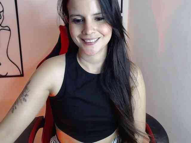 MiaRobinn