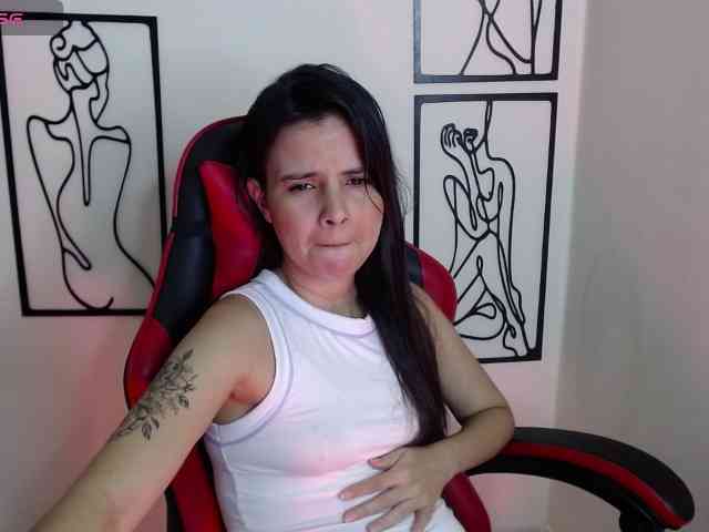 MiaRobinn