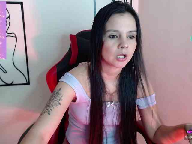 MiaRobinn