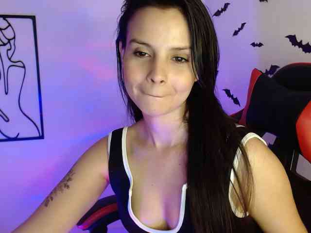 MiaRobinn