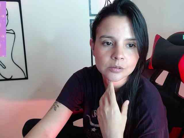 MiaRobinn MiaRobinn