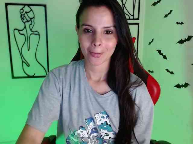 MiaRobinn