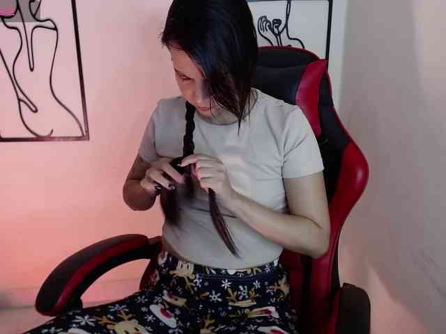 MiaRobinn MiaRobinn