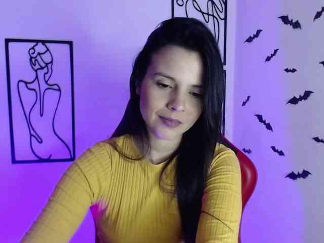 MiaRobinn