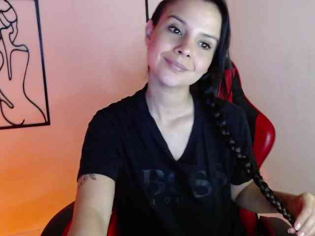 MiaRobinn
