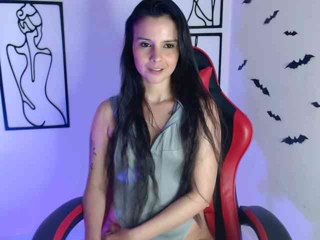 MiaRobinn MiaRobinn