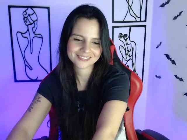MiaRobinn