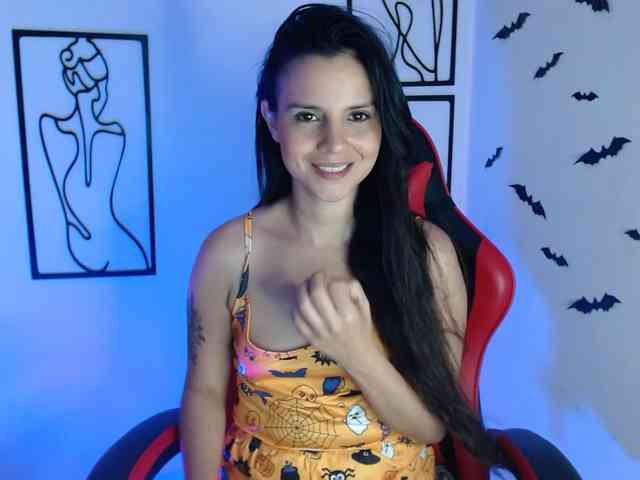 MiaRobinn