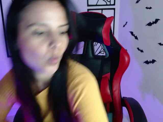 MiaRobinn
