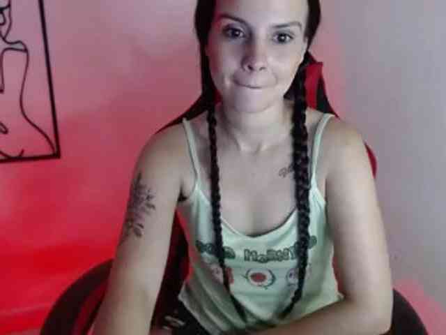 MiaRobinn