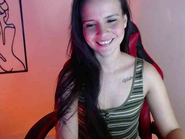 MiaRobinn