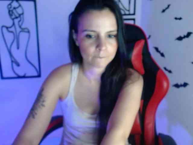 MiaRobinn