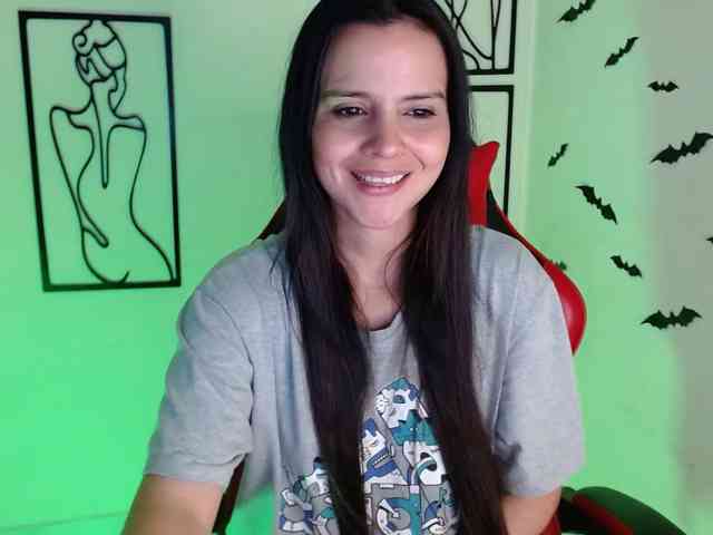 MiaRobinn