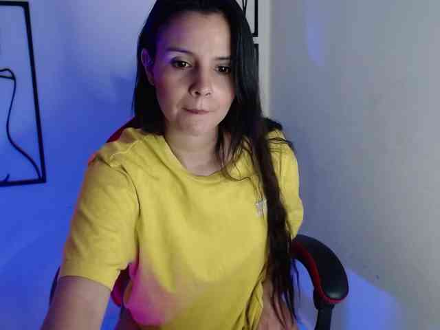 MiaRobinn