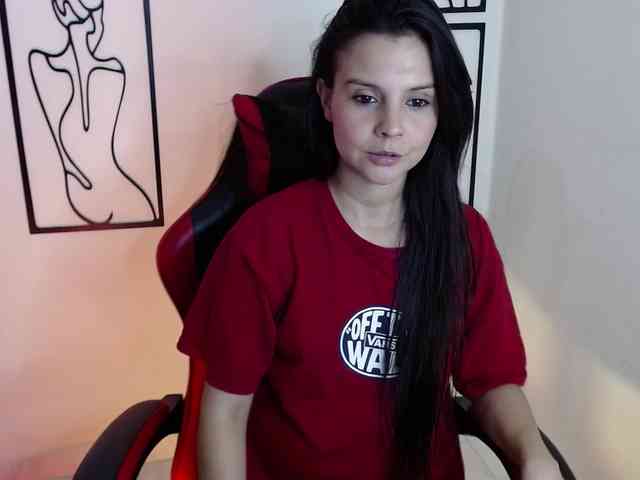 MiaRobinn