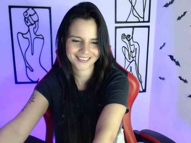 MiaRobinn webcam