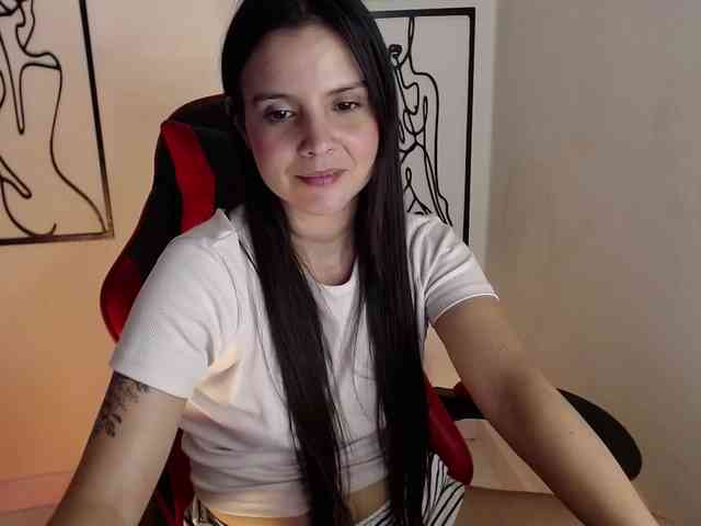 MiaRobinn