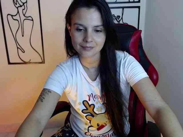 MiaRobinn