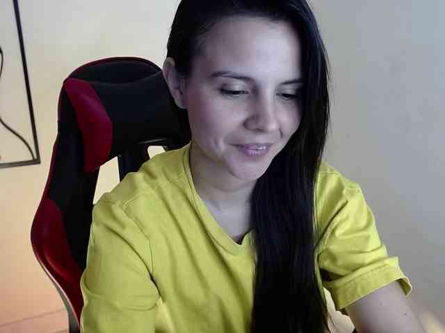 MiaRobinn